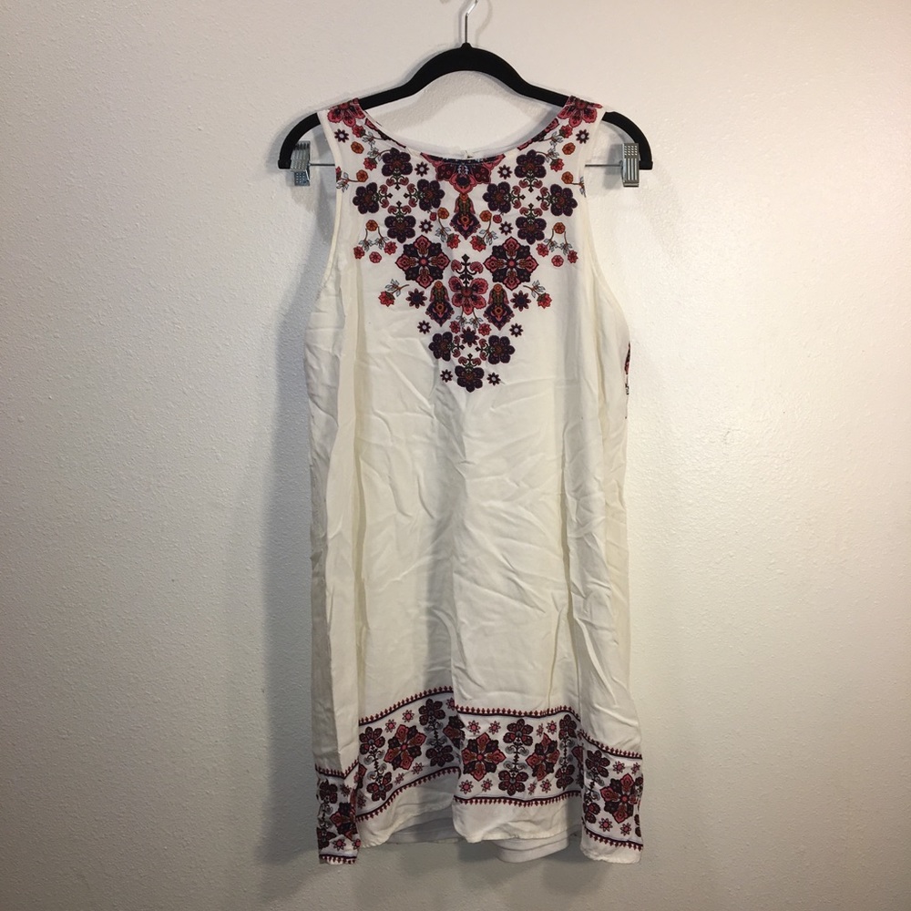 Women’s Dress Size L